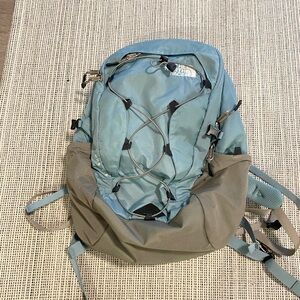 listing-status-banner